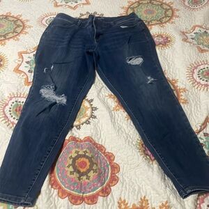 Maurice’s  XL mid rise distressed jegging